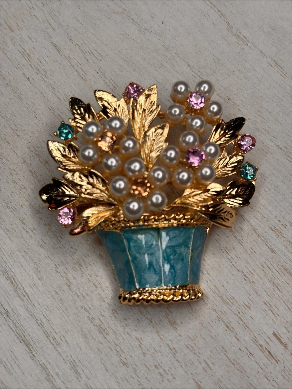 Gold Tone Floral Basket Brooch Pin – Faux Pearl, Pink & Aqua Rhinestone Bouquet